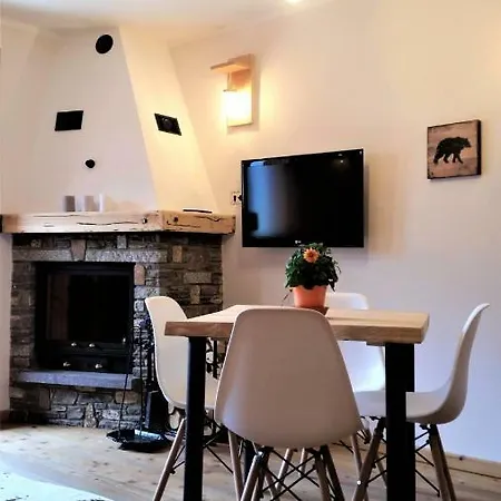Dream House Apartment